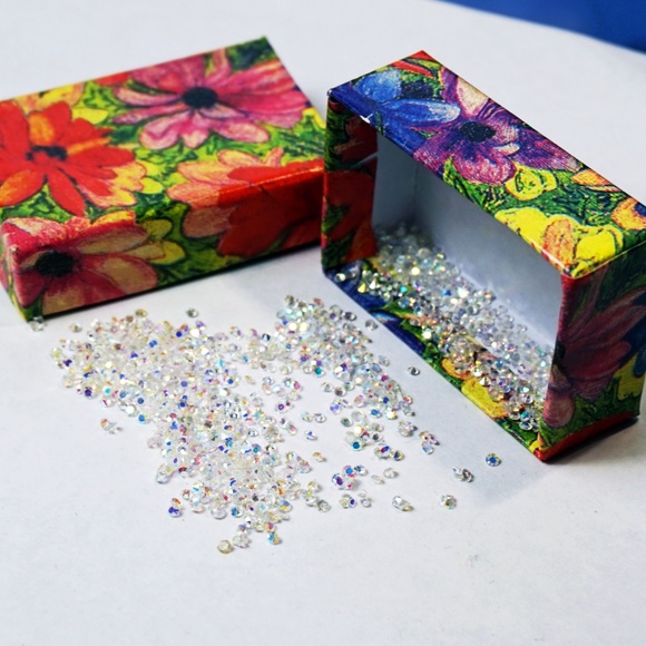 1000 PREMIUM AB CRYSTALS FOR NAILS SMALL GIFT FOR WOMEN - Picture 4 of 8